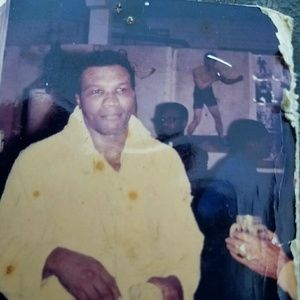 Meet your Posher, Melvin